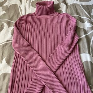 Mendocino Light Pink Medium Turtleneck